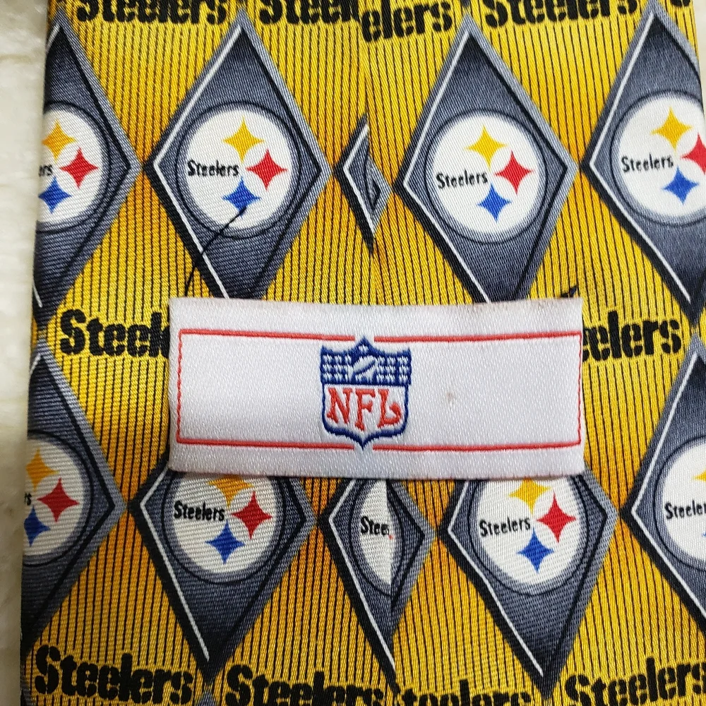 NFL Pittsburgh Steelers 100% Silk Necktie